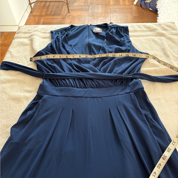 Vince Camuto jumpsuit with great pockets and tie on waist. Zipper in bac… - Picture 11 of 14